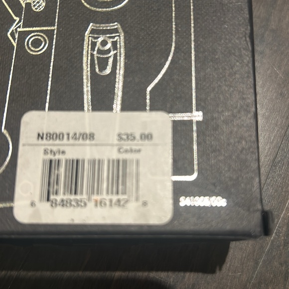 Steve Madden manicure set - Picture 2 of 3